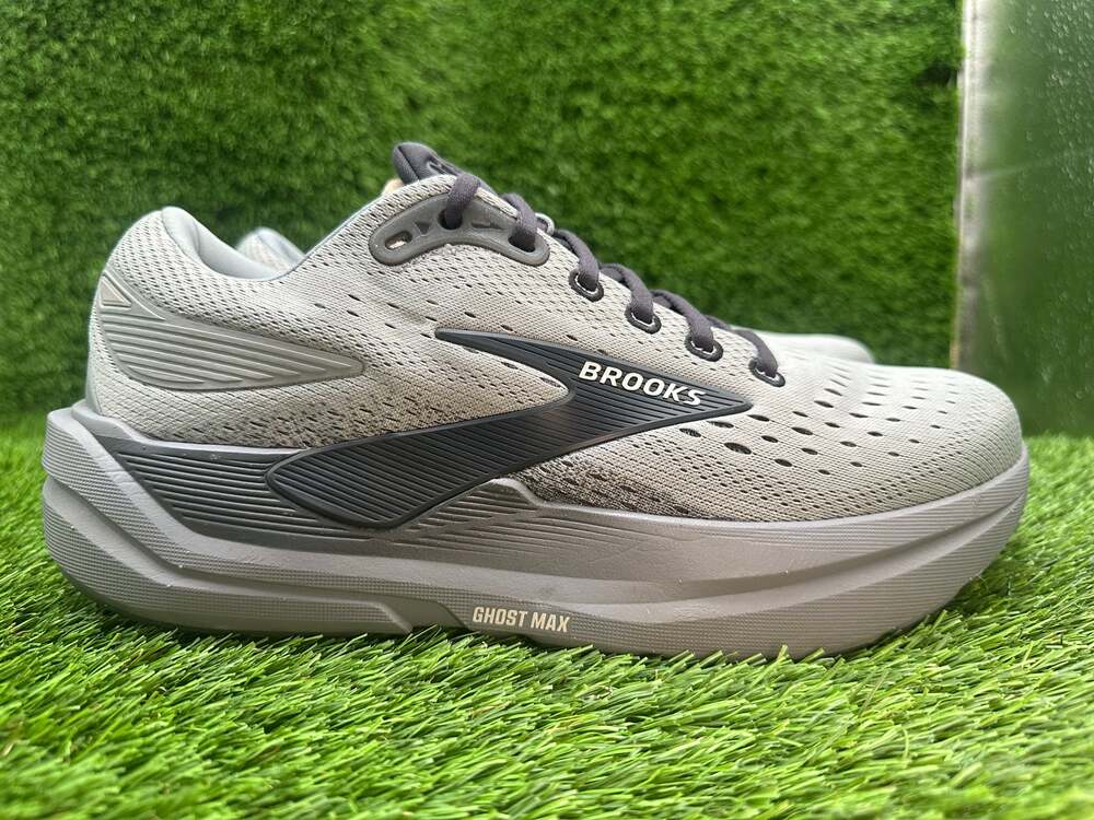 Brooks Ghost Max 3 1104641D069 Athletic Sneaker Men's 9.5D Gray Mesh Running